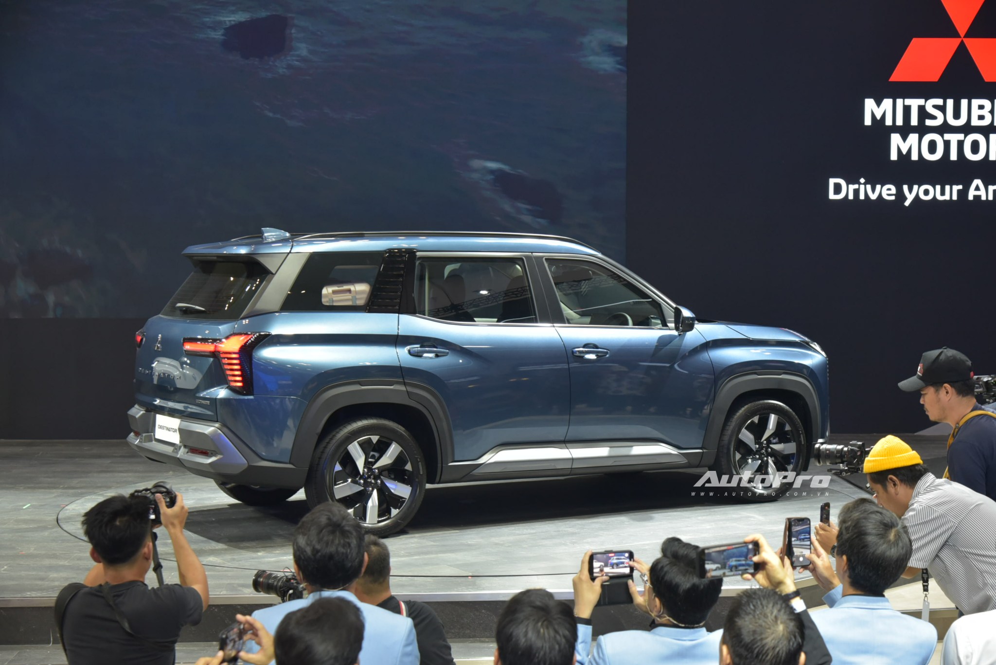 mitsubishi destinator nlh6703