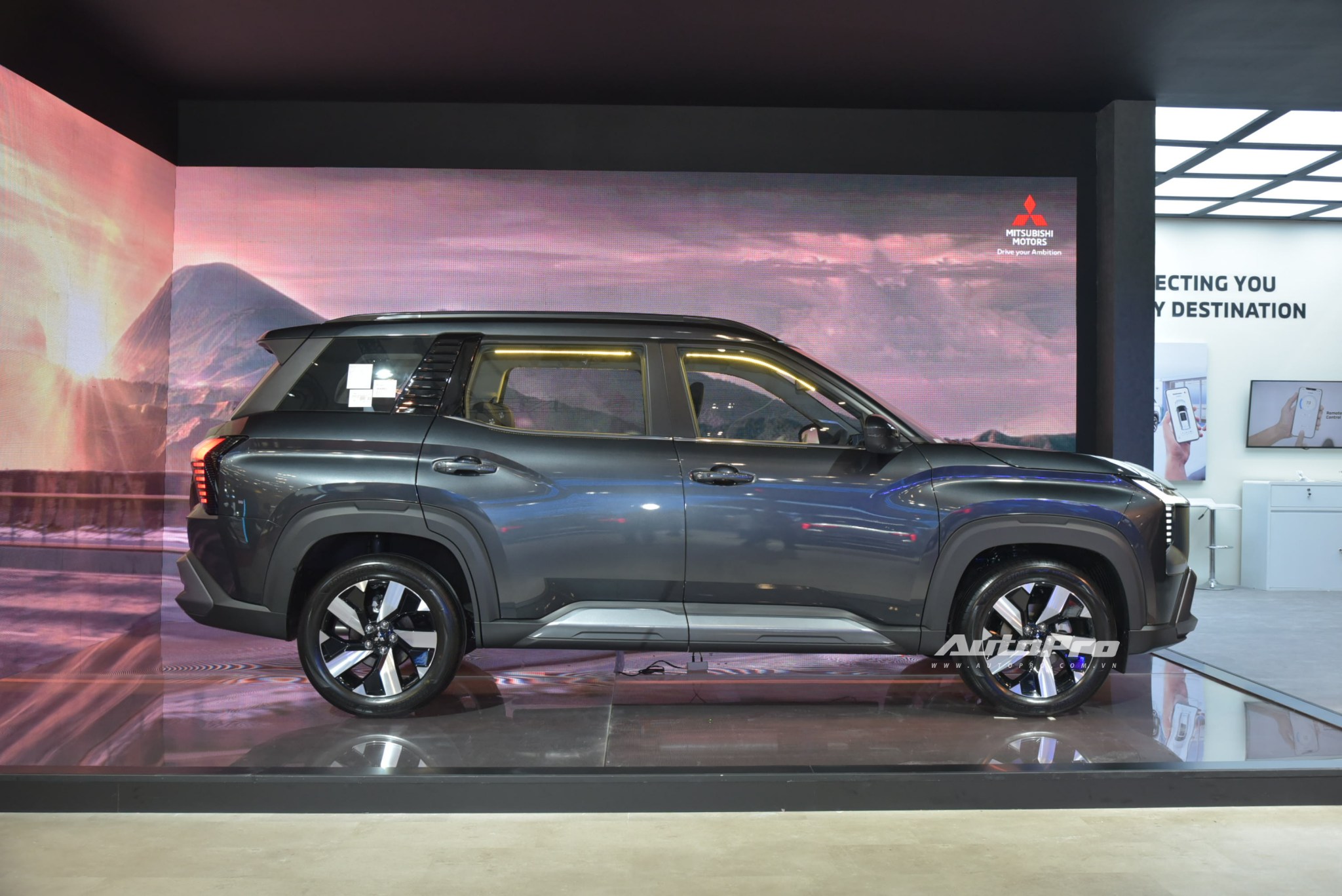 mitsubishi destinator nlh6736