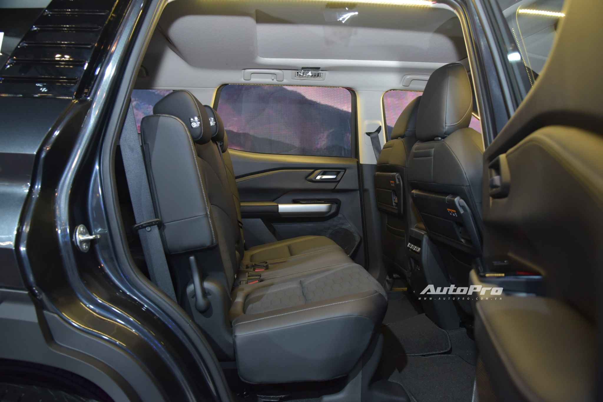 mitsubishi destinator nlh6759