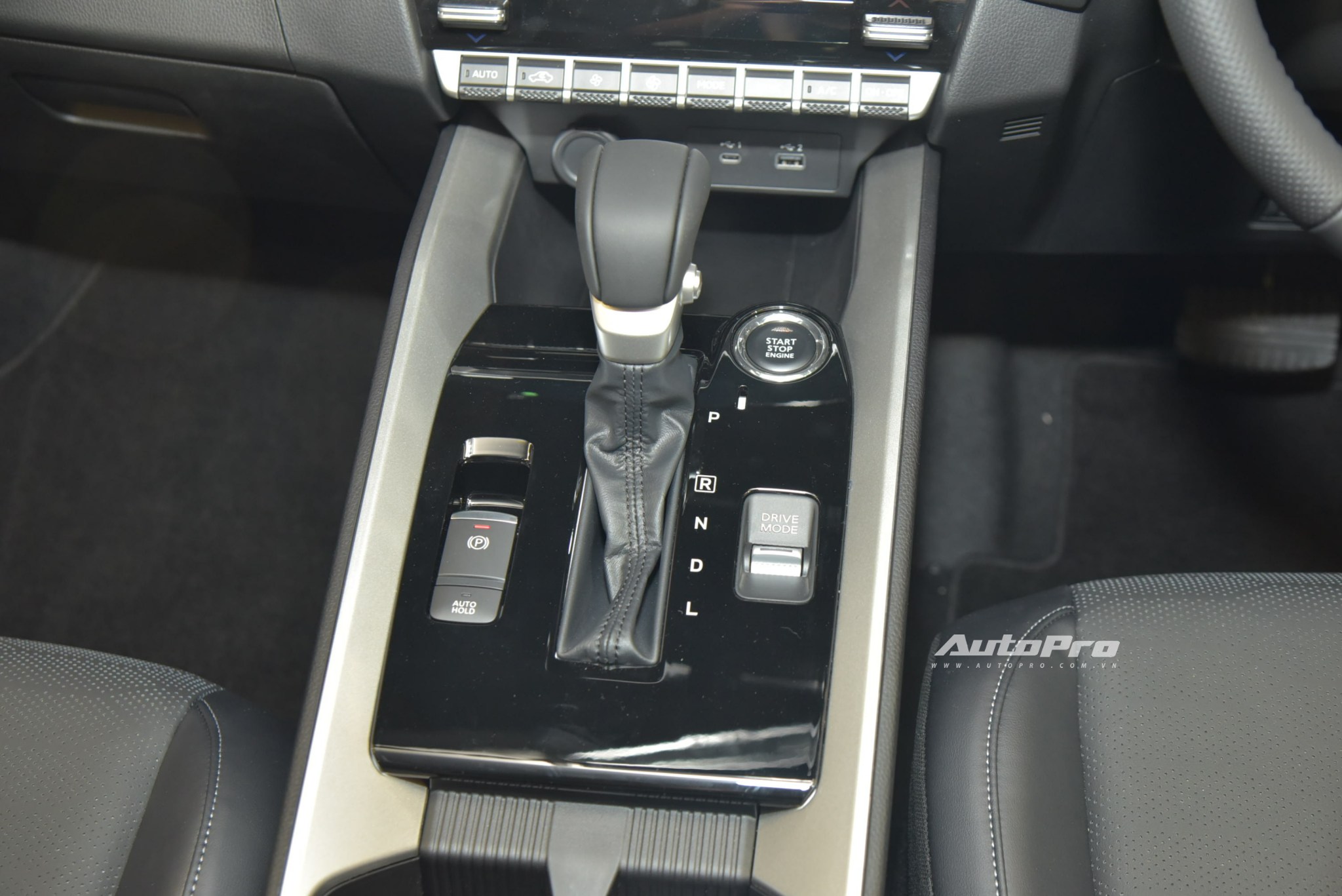 mitsubishi destinator nlh6794