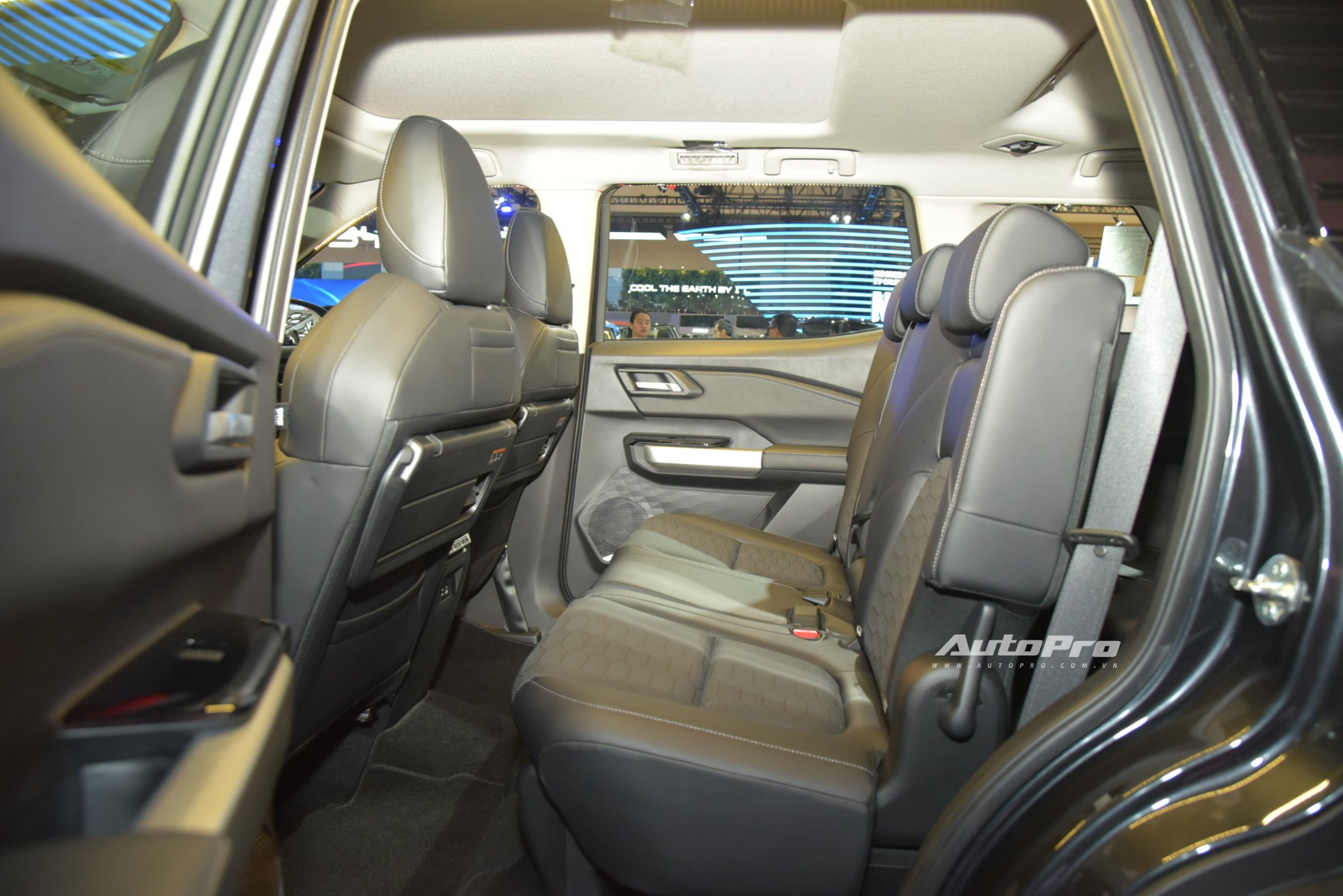 mitsubishi destinator nlh6810