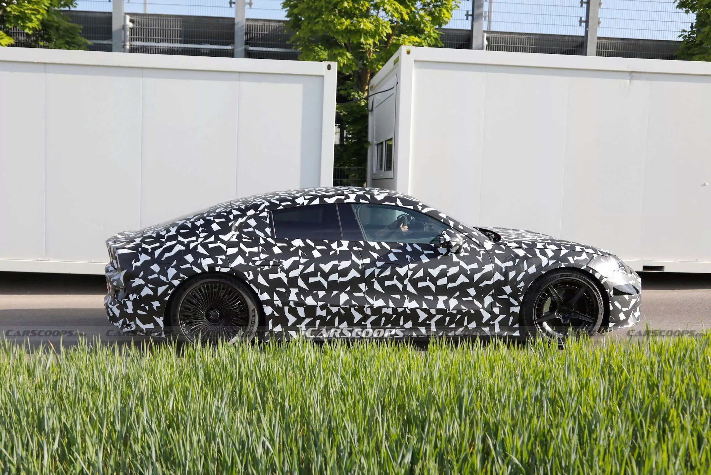 z6844972917813e5362567ba2cfb1ff6e9437fd10a5fba