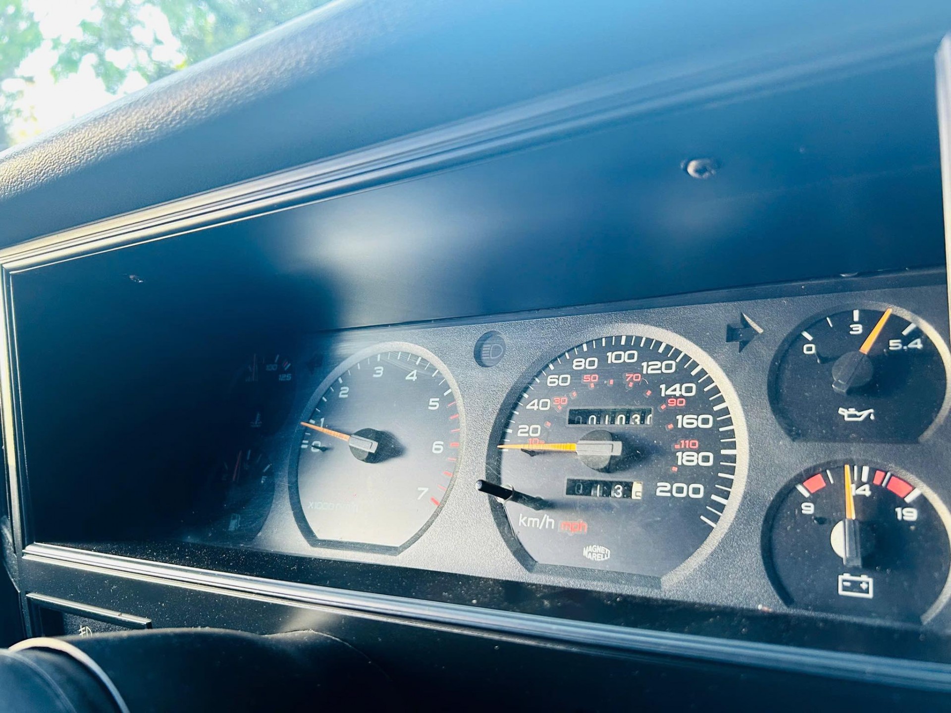 jeep cherokee 21 nam tuoi 520250228134314