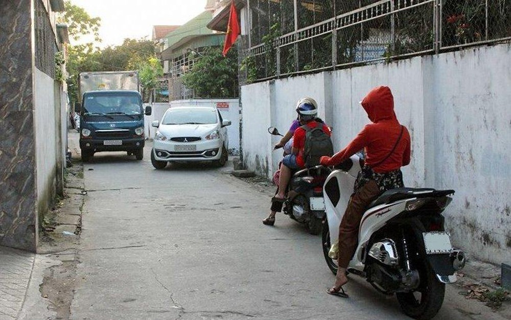 ky thuat lai xe o to duong hep 4 ezgifcom webp to jpg converter