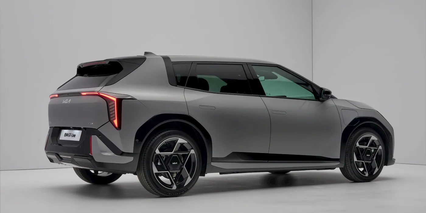 kia ev4 first electric hatchback 1