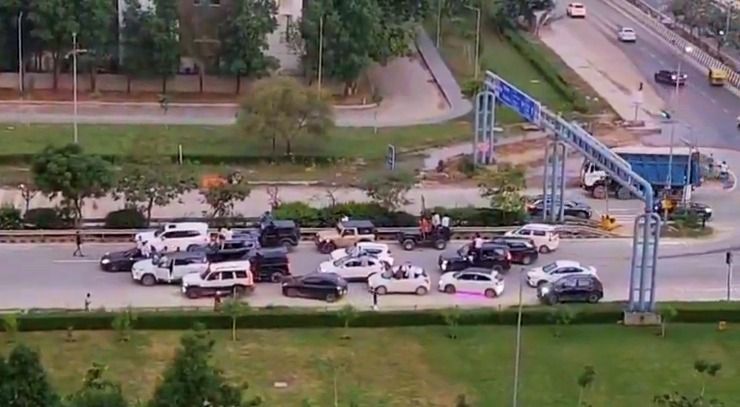 roadblockedforreelshoot6147e3bec4