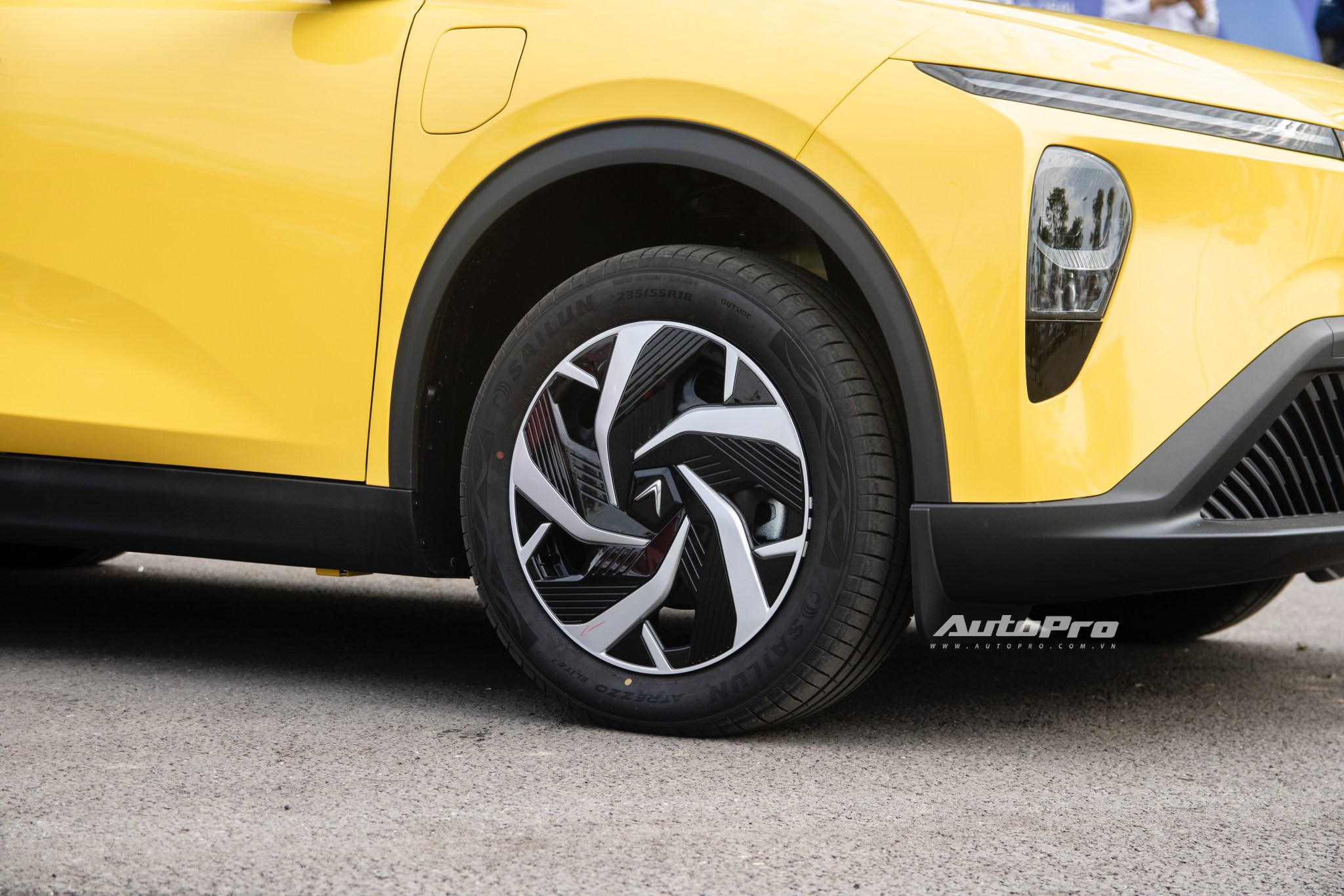 vinfast limo green img0438