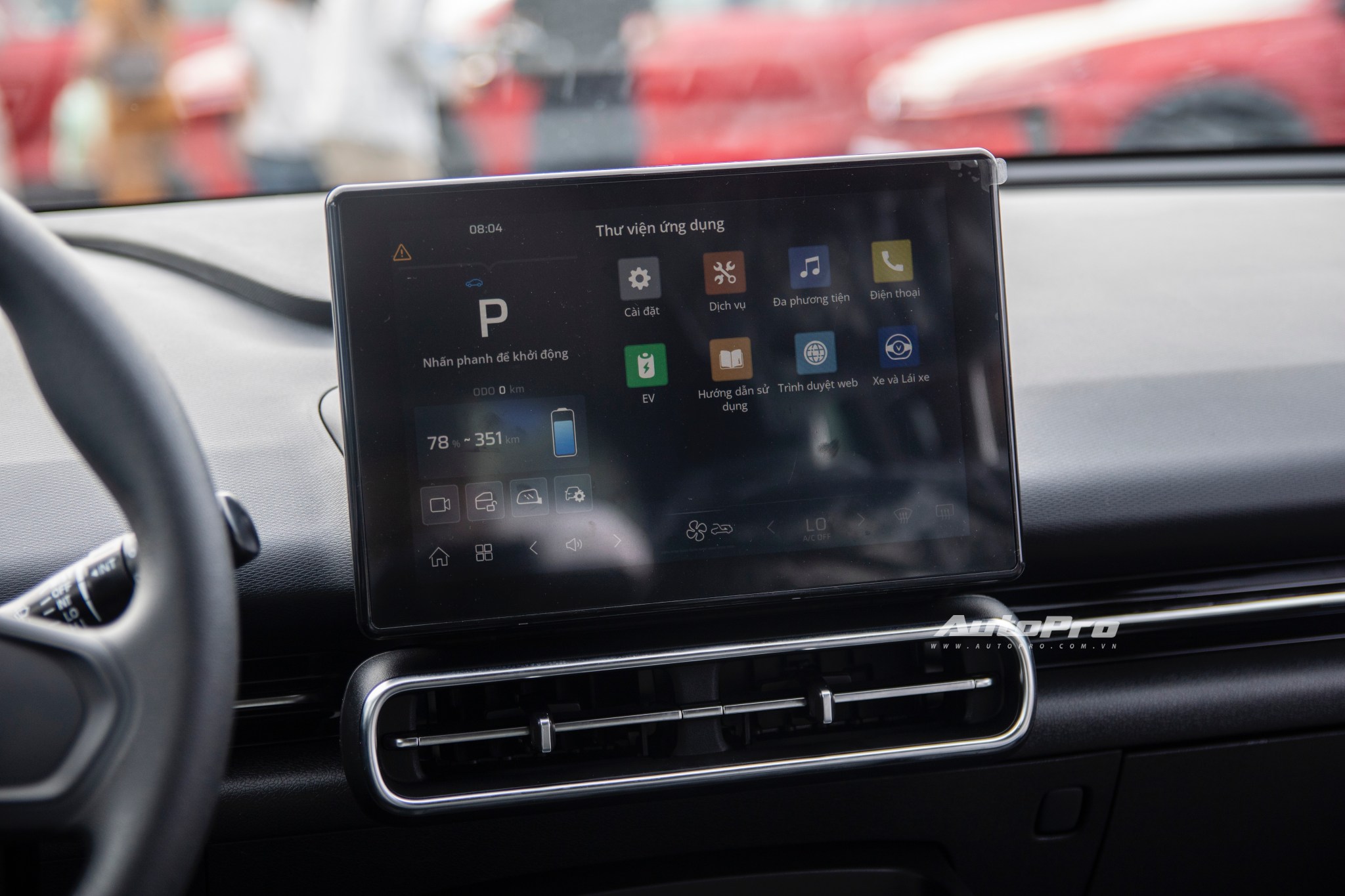 vinfast limo green img0443