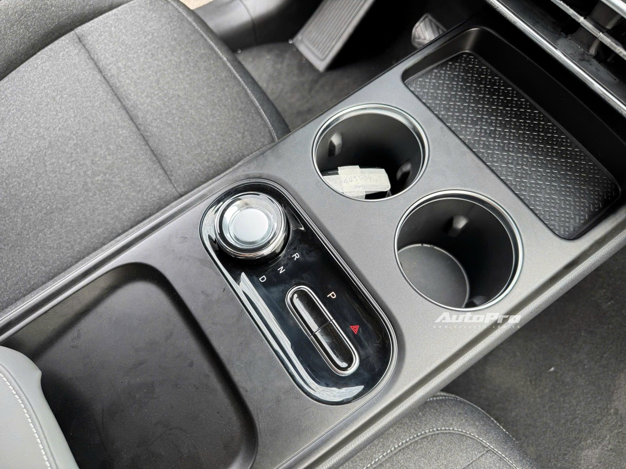 z68751543161820f5a733dc4818bf4bd9eb92ac246c719