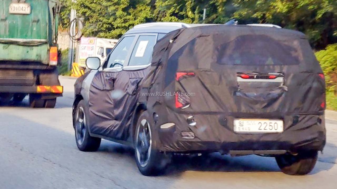 kia seltos chay thu 3