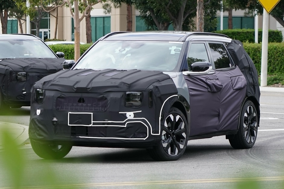 kia seltos chay thu 4