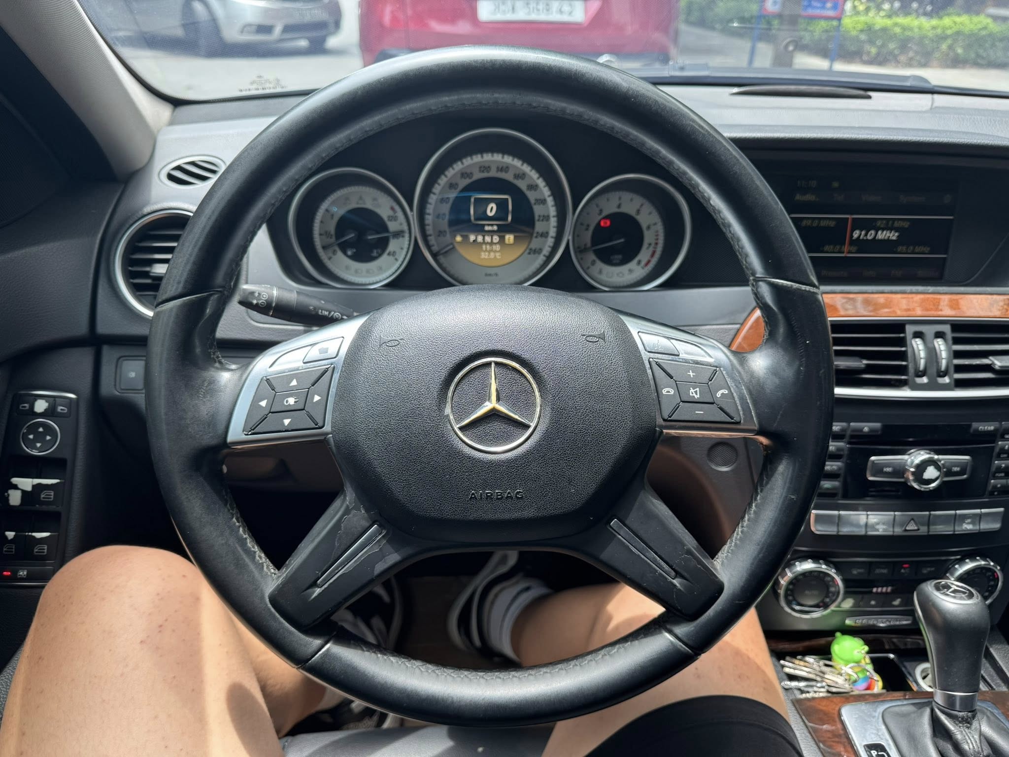 Rao chiếc Mercedes-Benz này chỉ hơn 200 triệu, người bán khẳng định: Xe 'không có gì để chê, zin cả xe'- Ảnh 11.