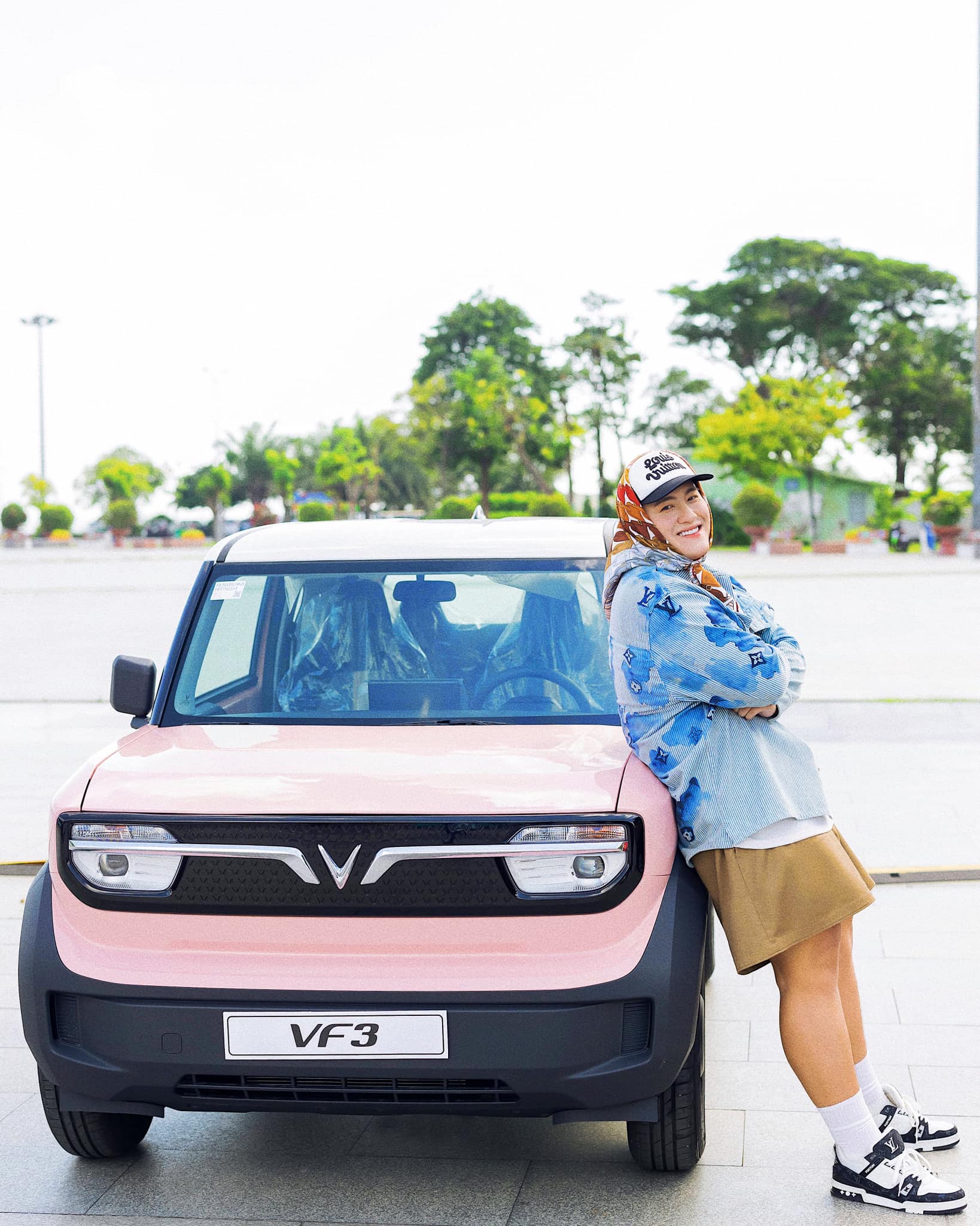 48772768412391637175760566153719621298011042n