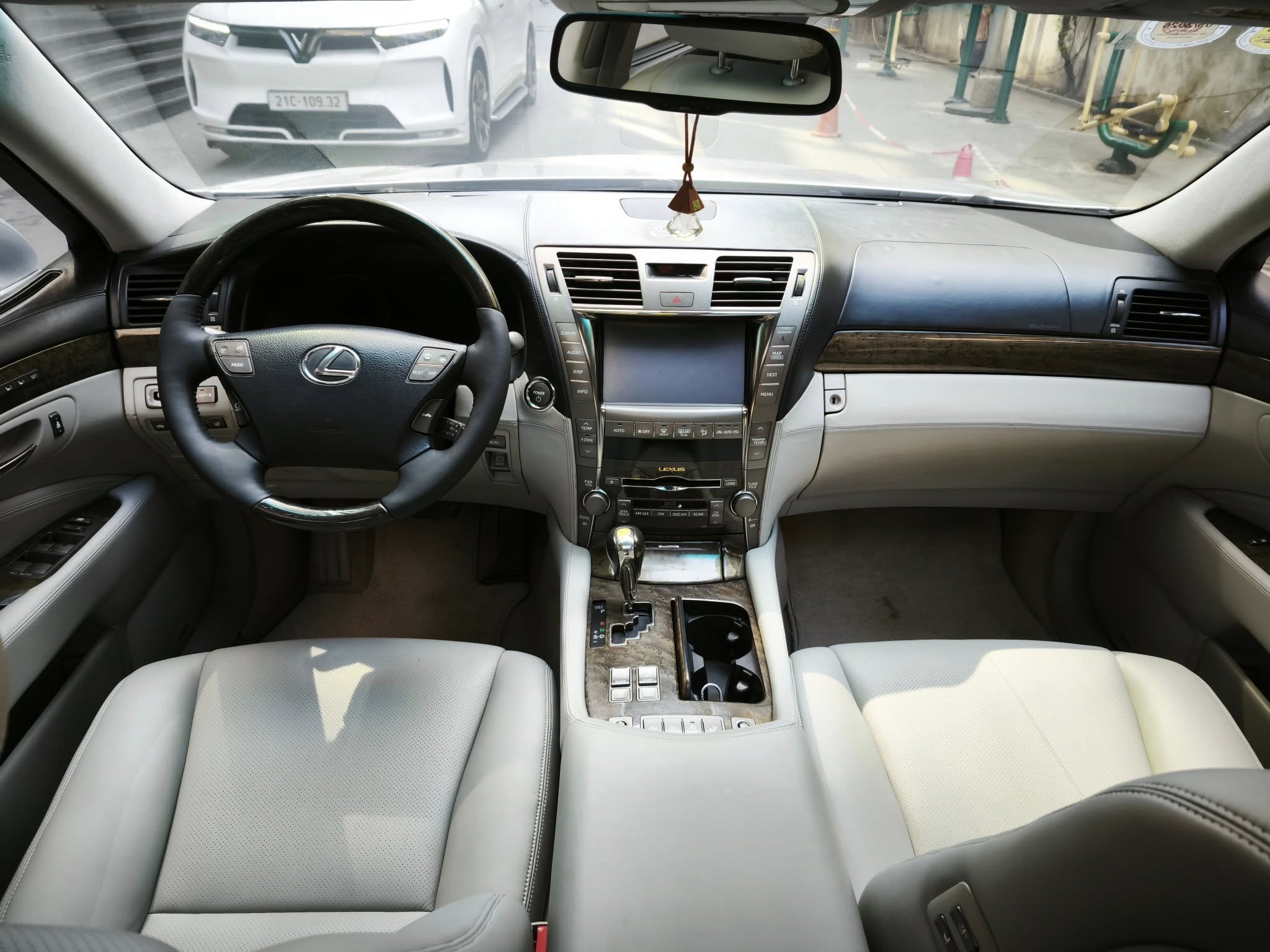 52986186451170231718572111425498038458184199n