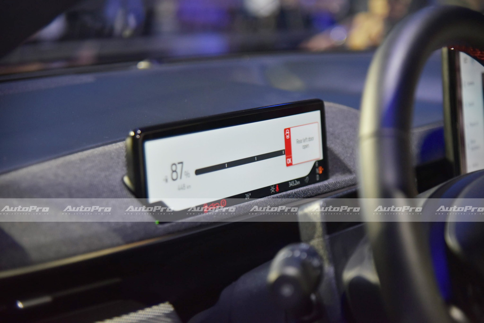 mustang mach e nlh7693