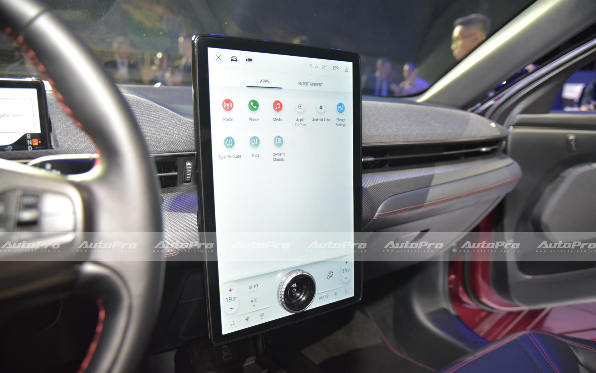 mustang mach e nlh7711