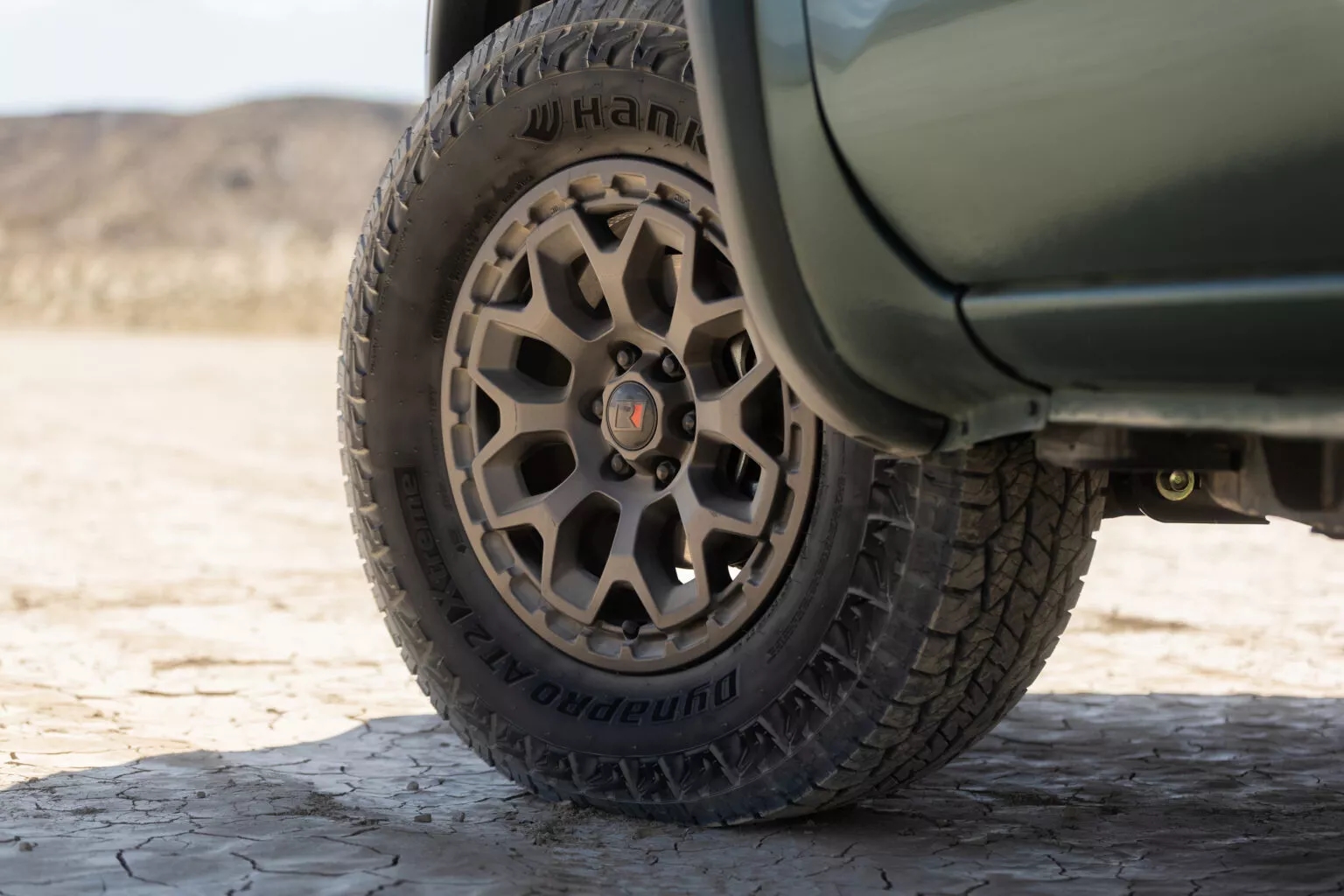 nissan frontier pro 4x r 2026 10