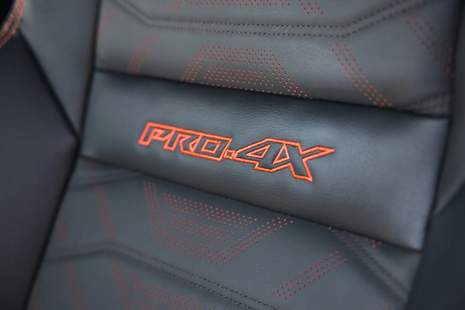 nissan frontier pro 4x r 2026 14