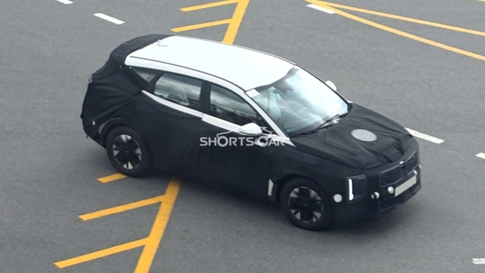 kia sportage chay thu 3