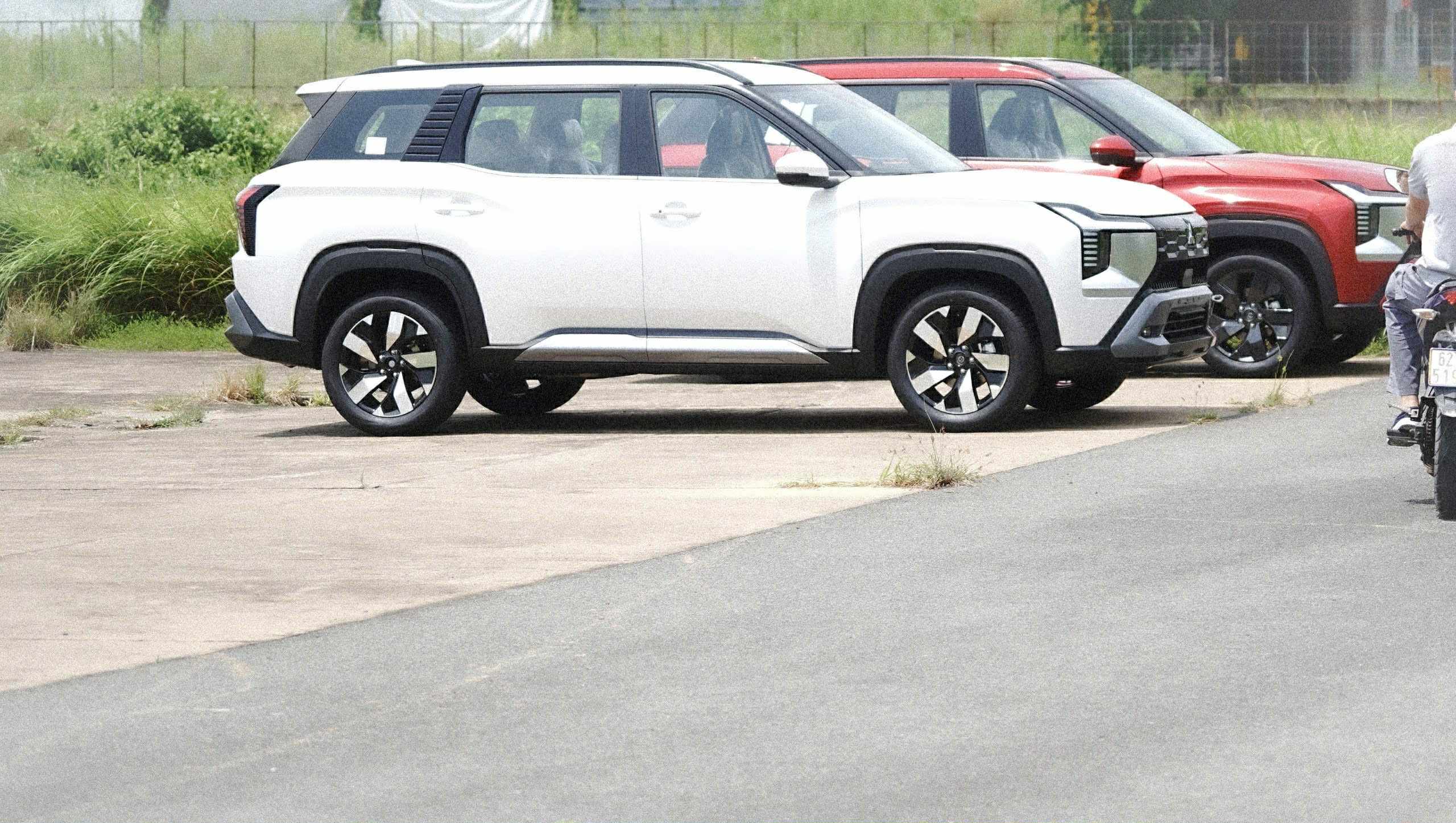 mitsubishi destinator o viet nam 1