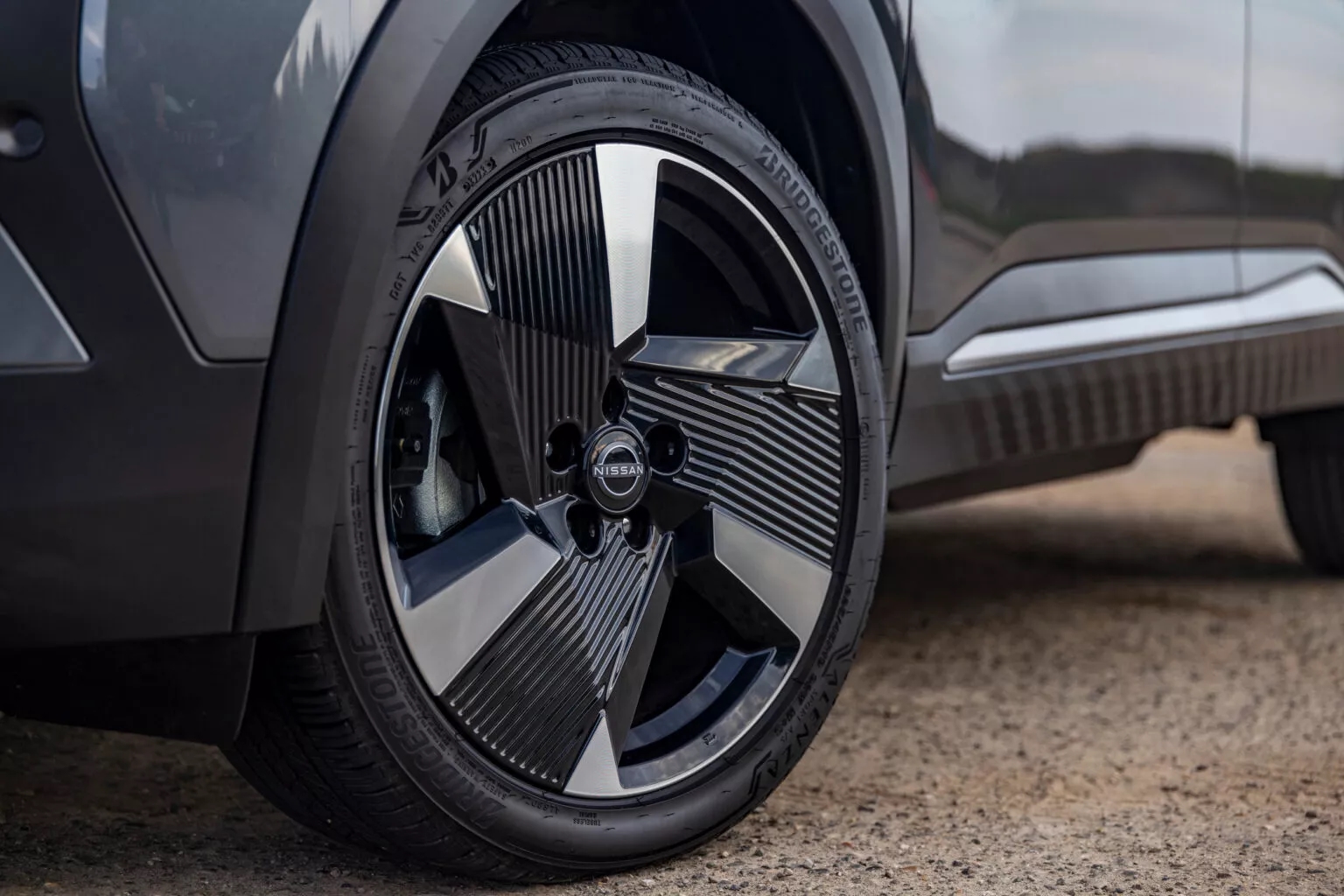 nissan kicks 2026 25