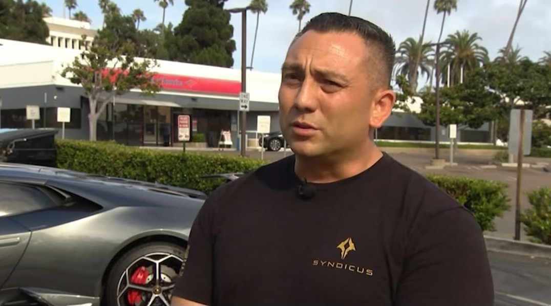 chatgpt tim xe lamborghini bi trom 2