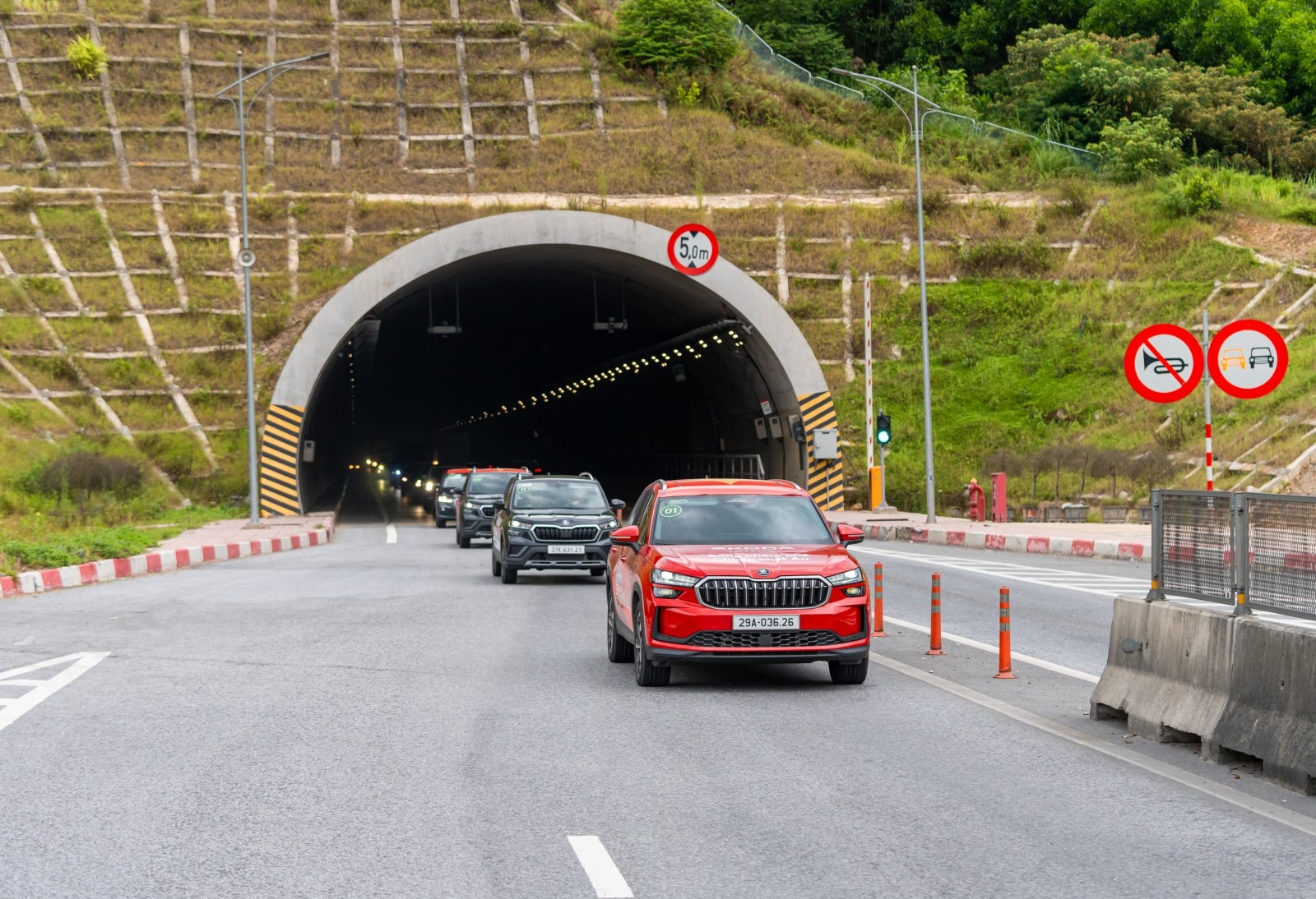 248 skoda tun004781 175607888459