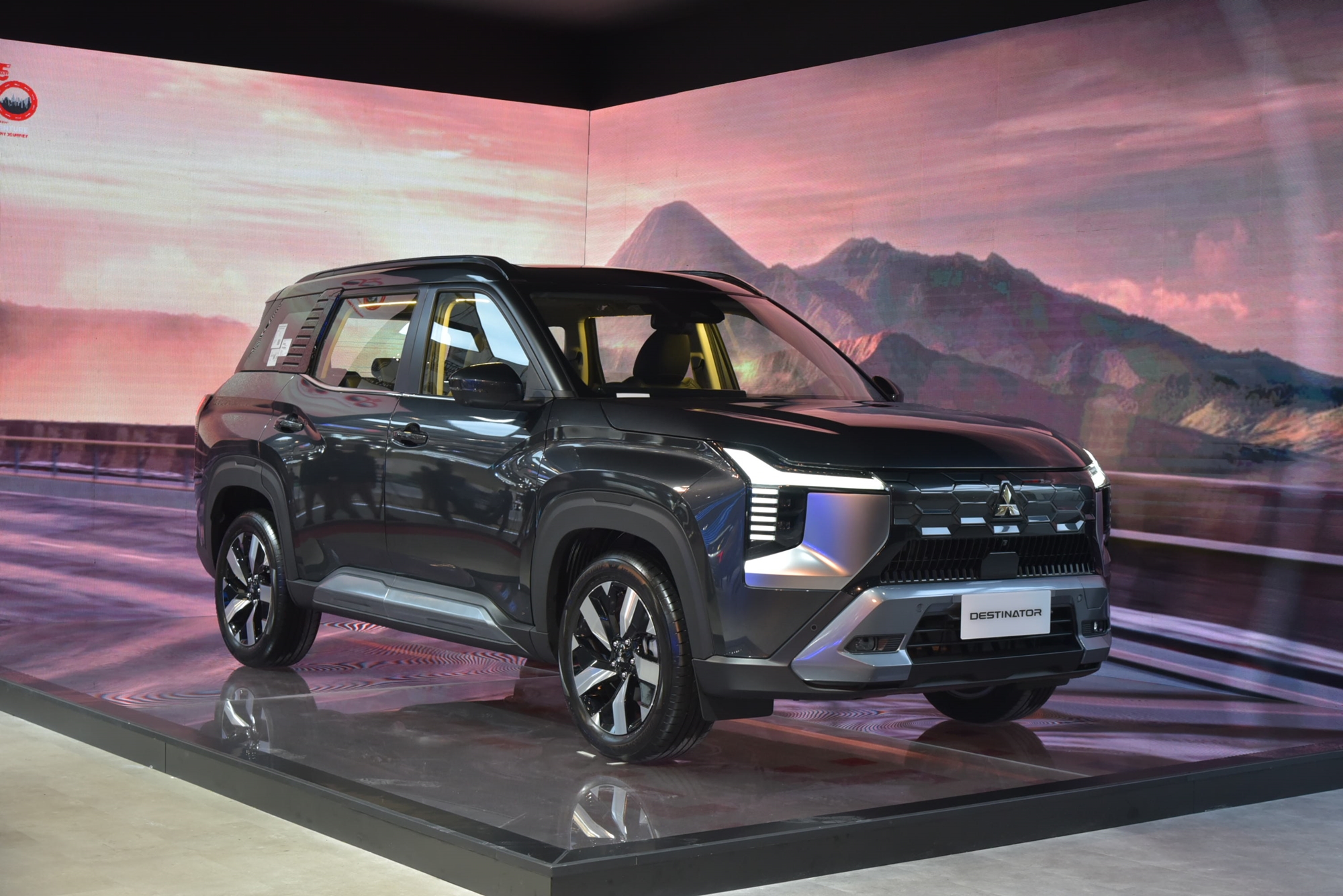 mitsubishi destinator giias 2025 14