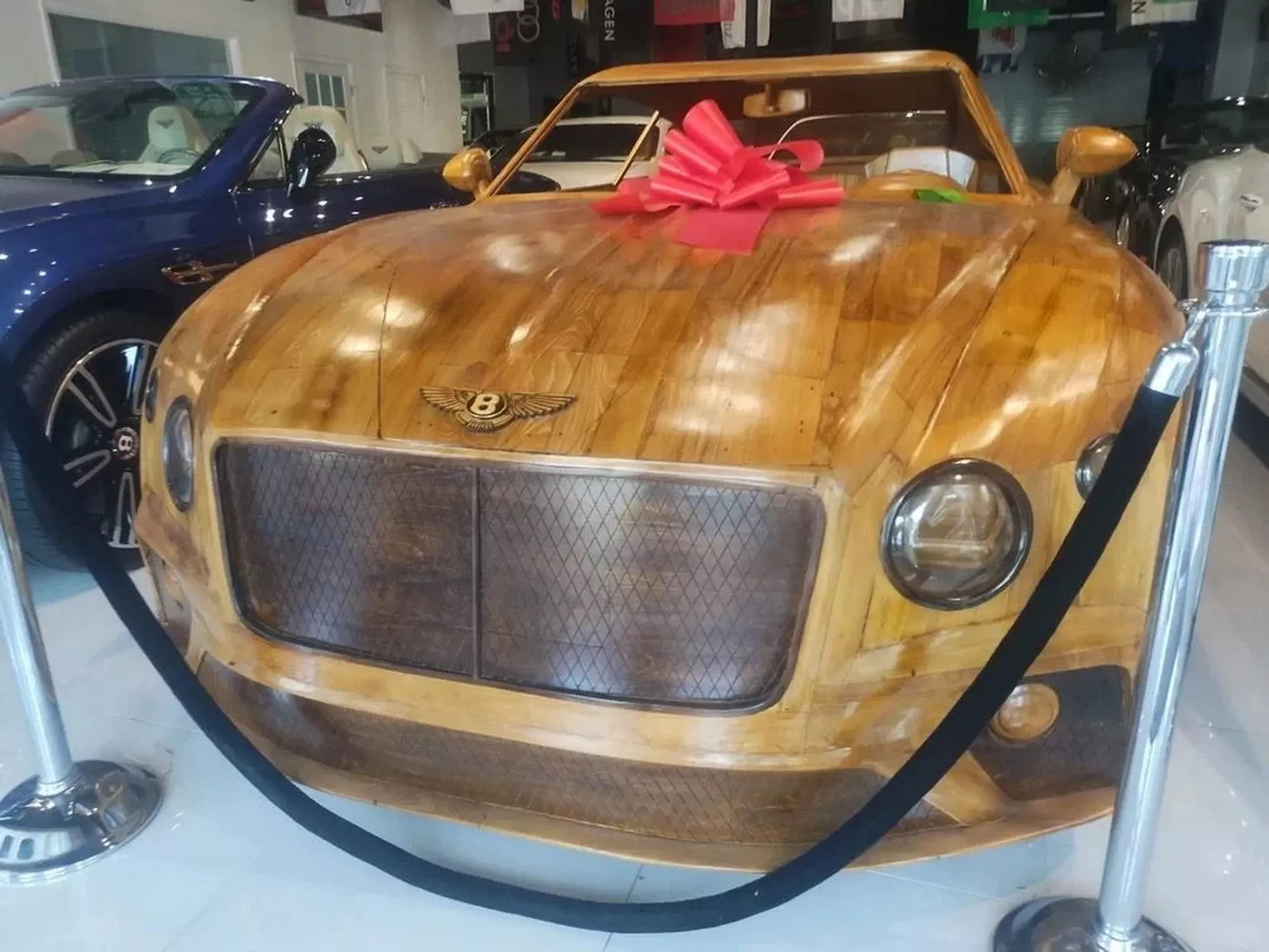 2020 bentley continental gt wooden display model 2
