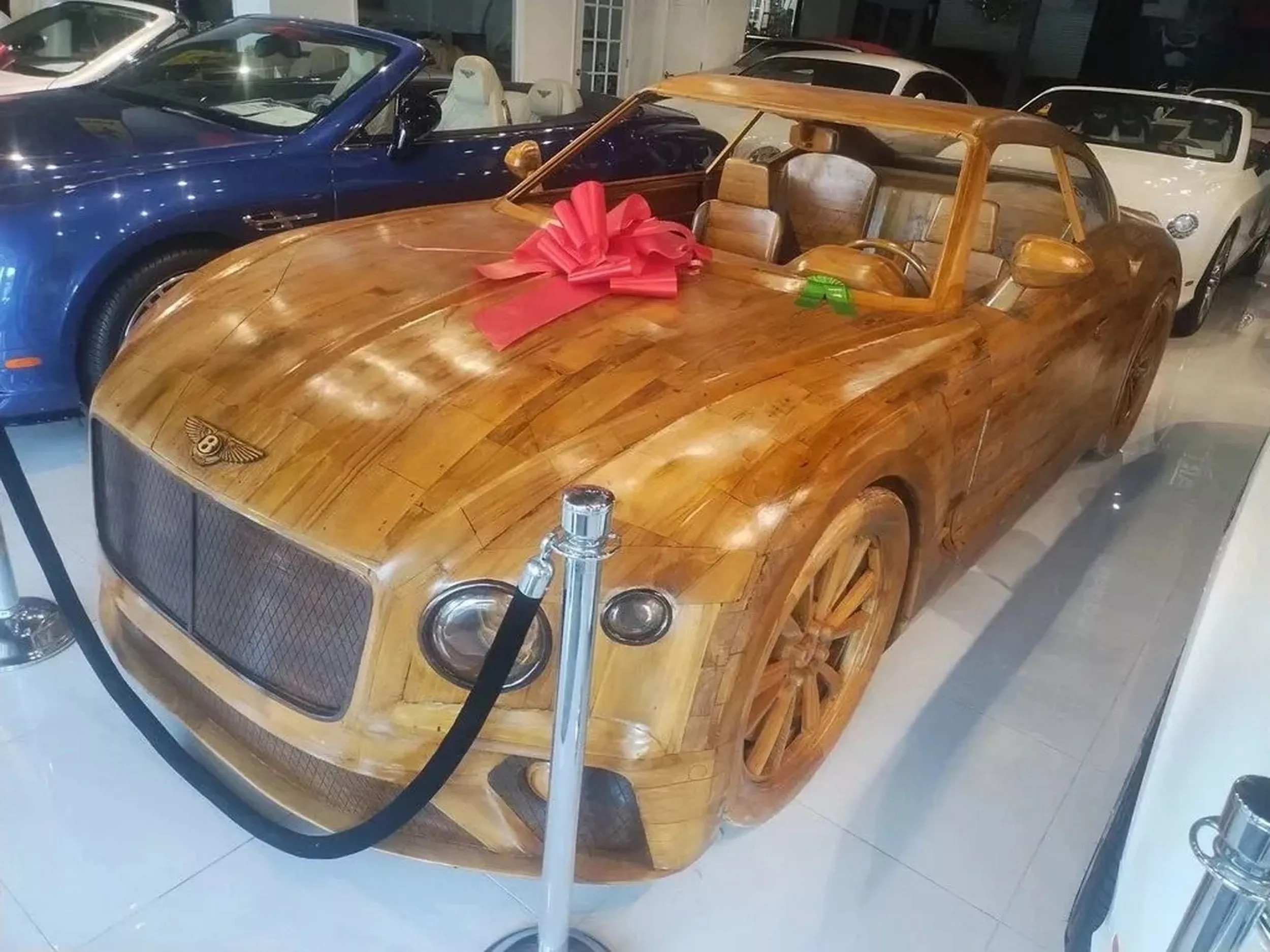 2020 bentley continental gt wooden display model 3