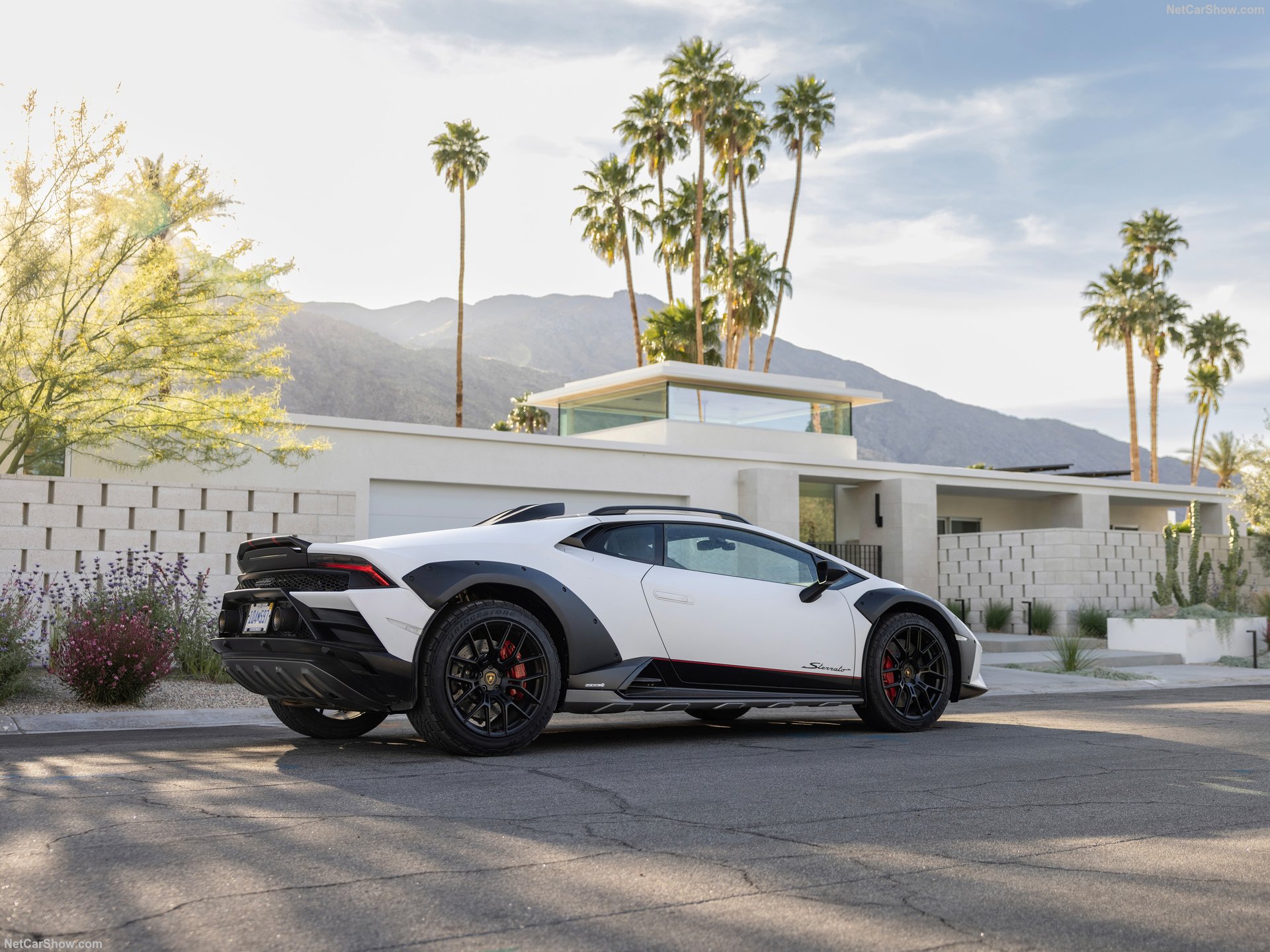 lamborghini huracansterrato 2024 hd 3339e8de1bec4160a5549dd4c737f43b2717dbd40