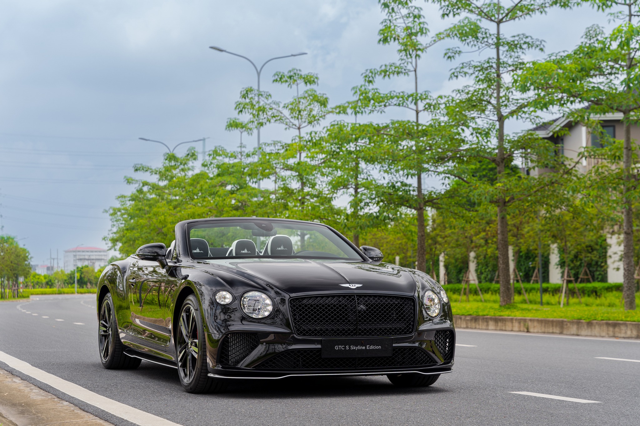 continental gtc vietnam skyline edition 1