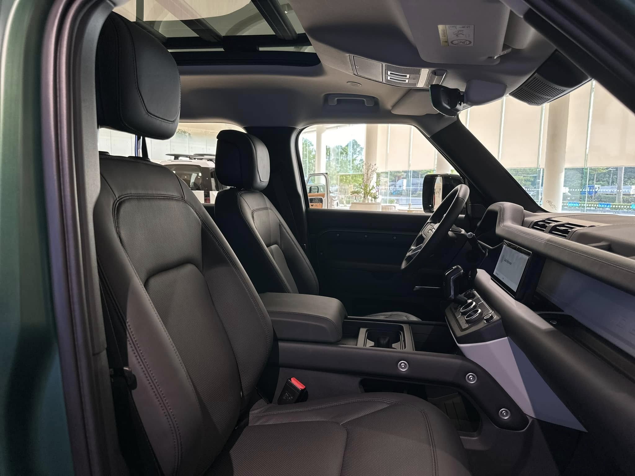 defender truong son 4