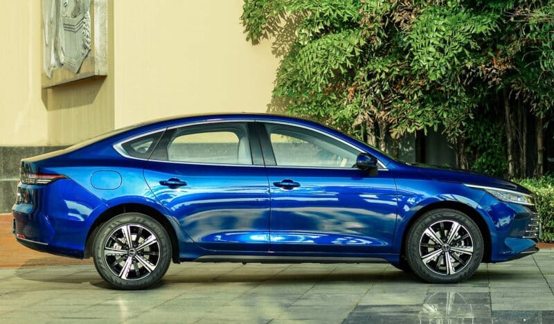 byd dest 5 blue 2 800x530 1 165361039406869877525 crop 1653610494650231753237