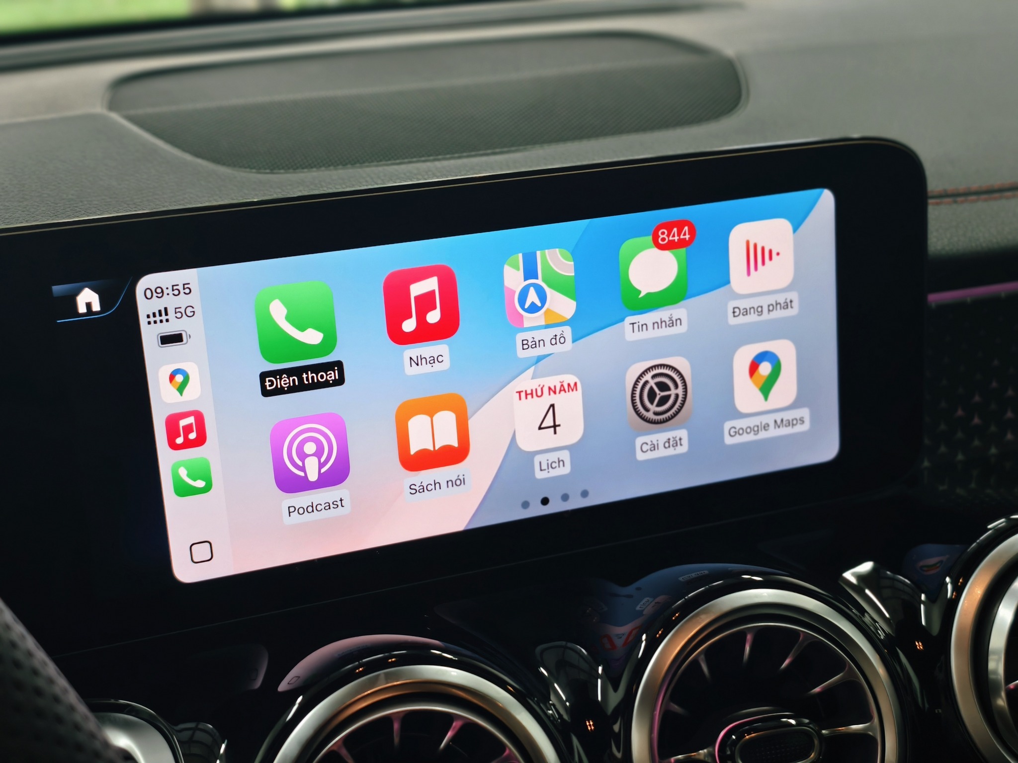 mercedes benz eqb250 9