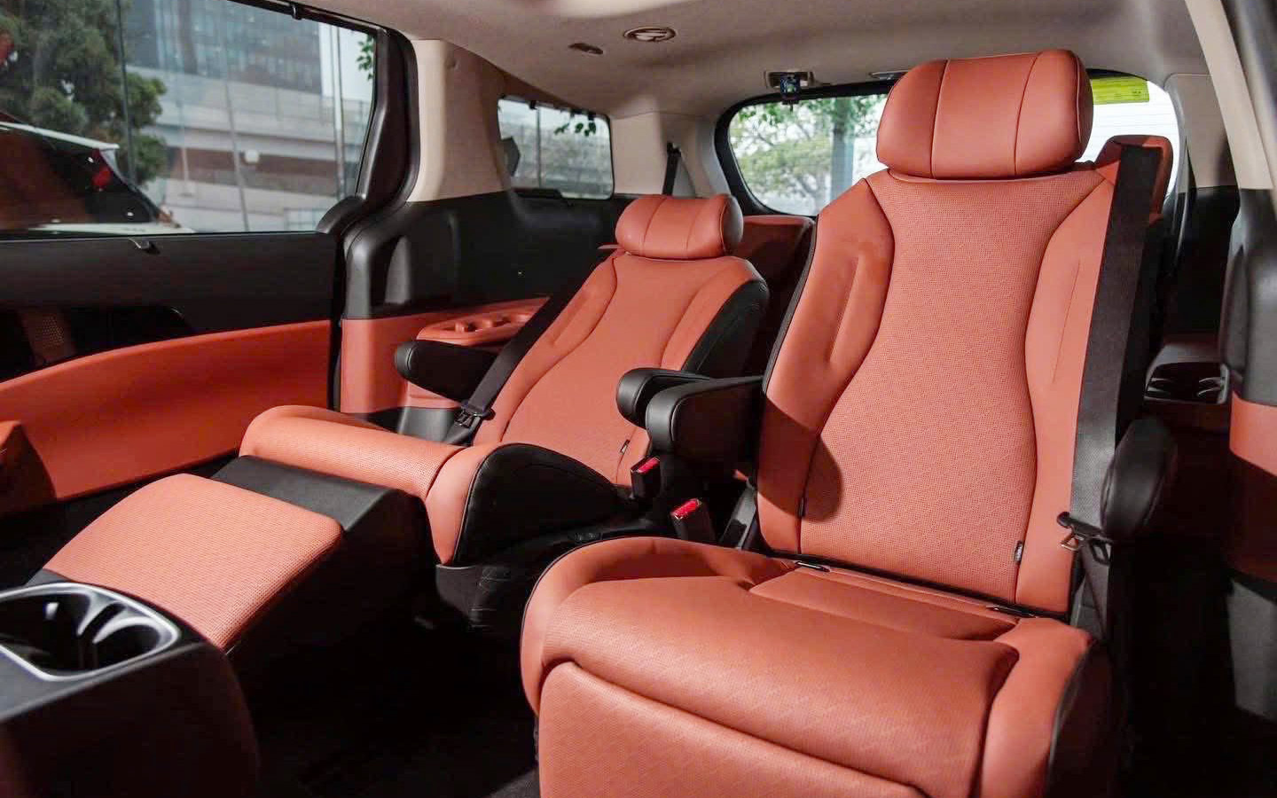 carnival giam 8 1751502574471 17515025745961608735797