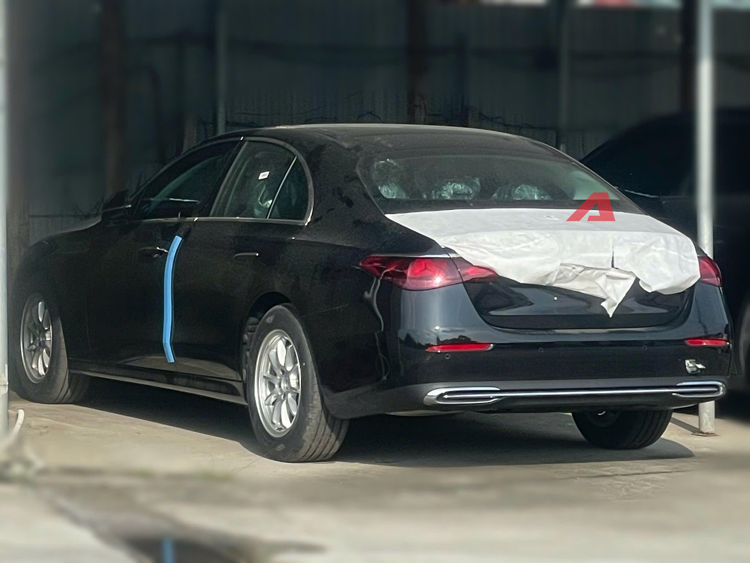 mercedes benz e 200 2025 1