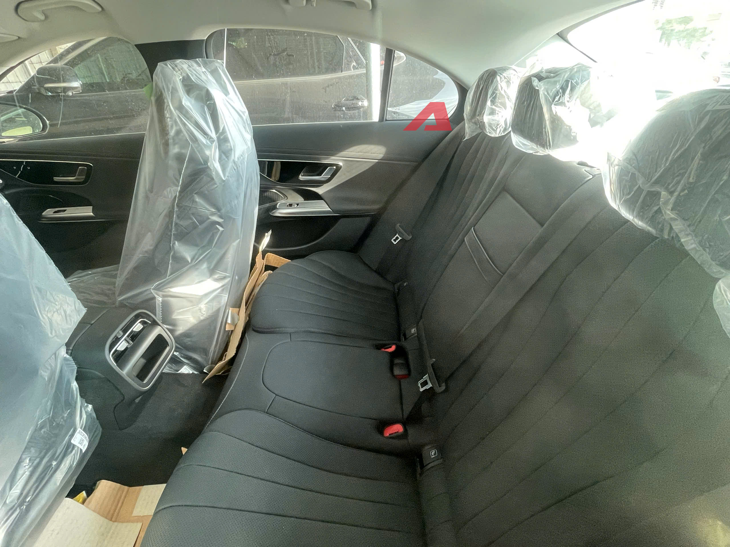 mercedes benz e 200 2025 3