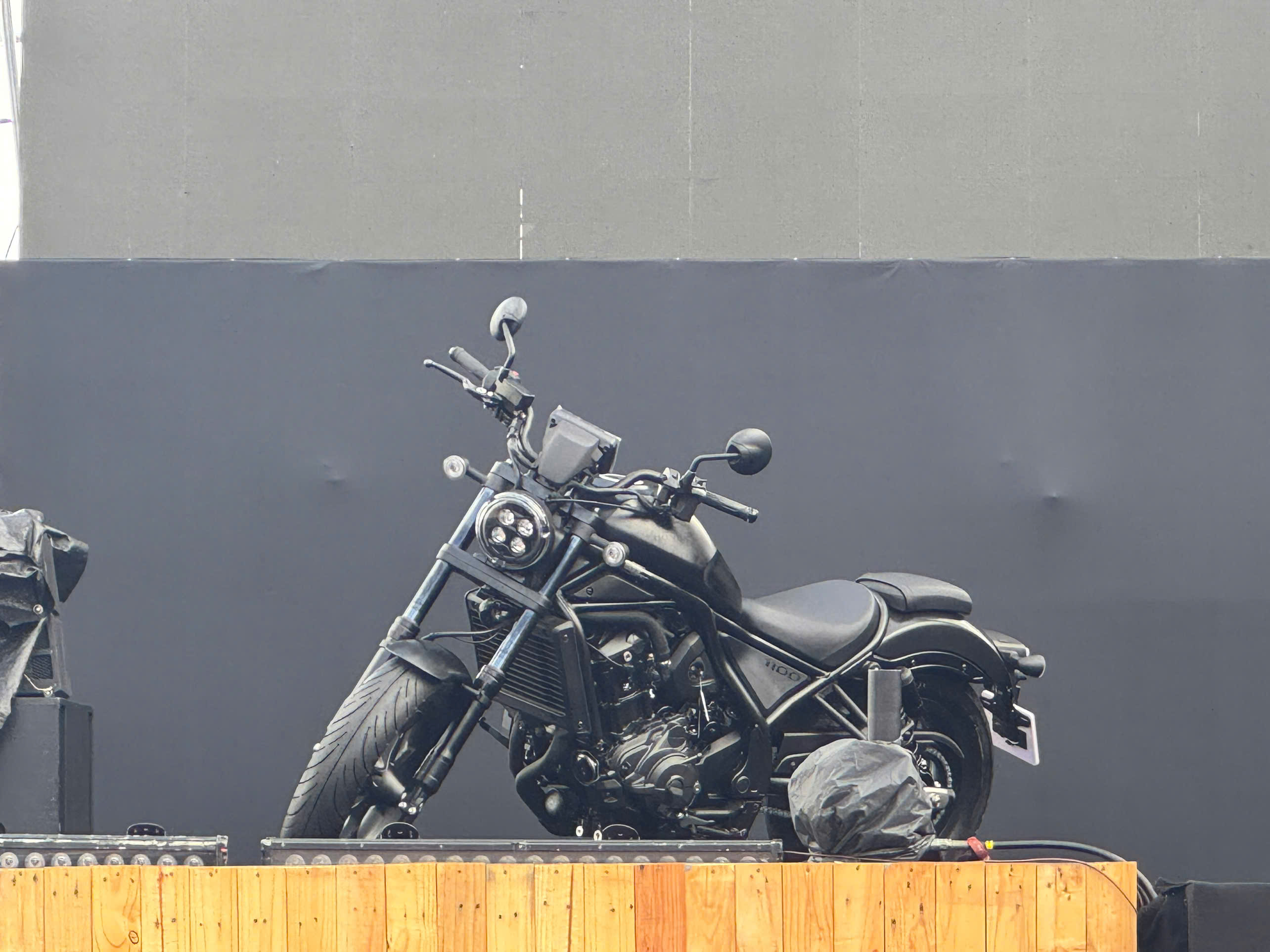 z7008160987245f5e048464b855e306306de462446bab0