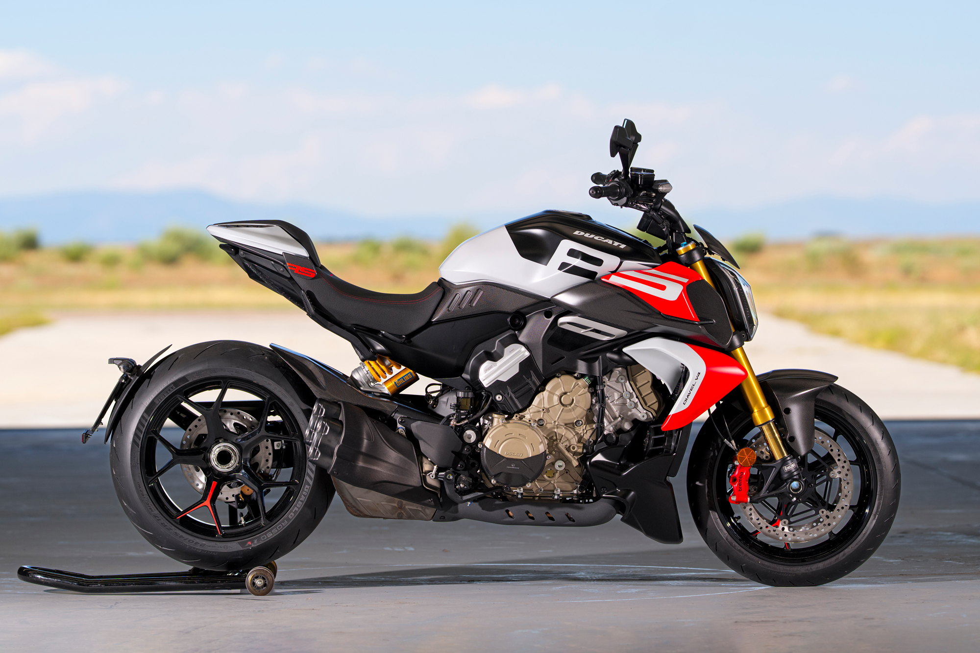 ducai diavel v4 rs 1
