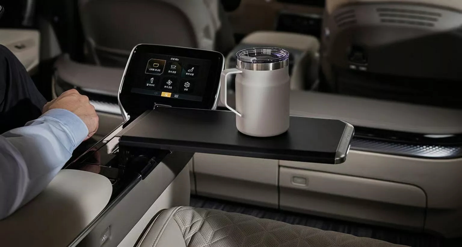 kia carnival hi limousine 2026 13