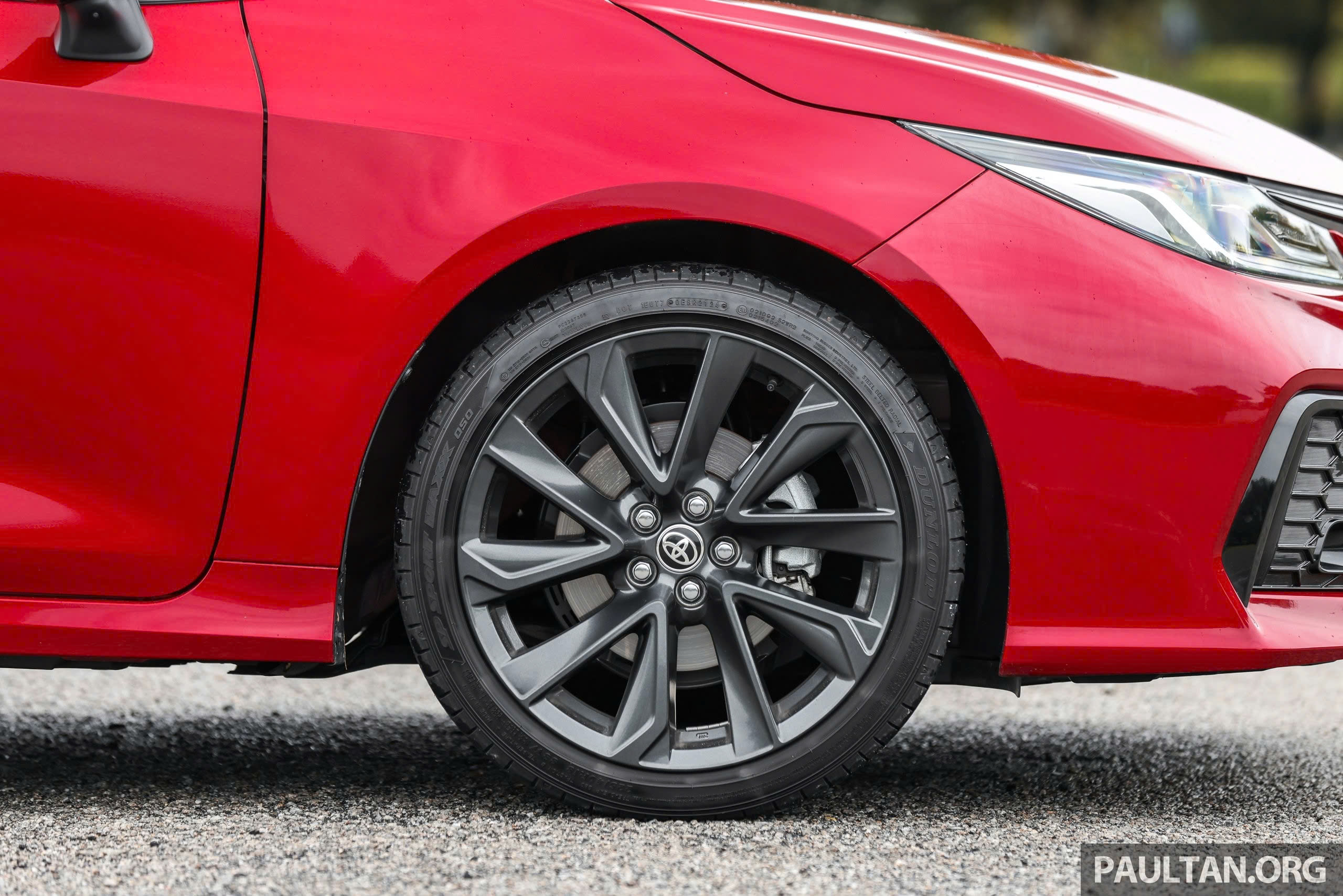 z7031032516877cbf92fa9223792e0d85cac491c887403