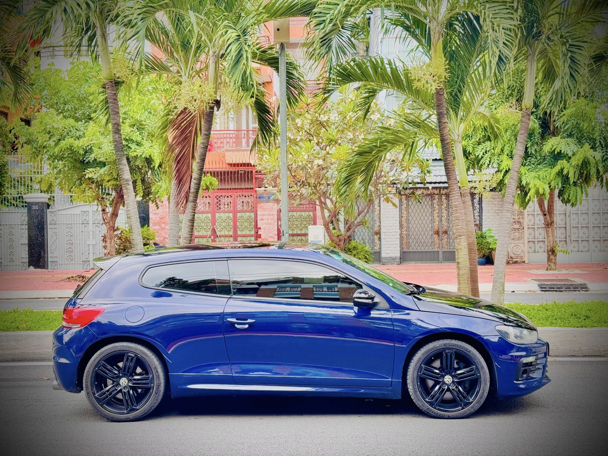 56190828544219561713939593125418659925648673n