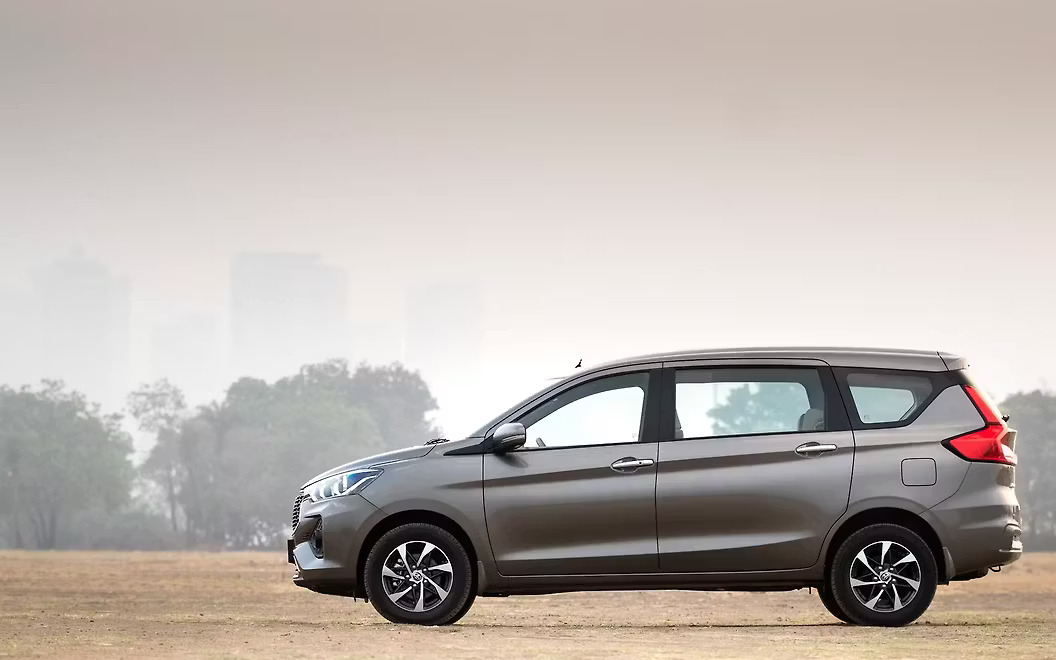 rumion exterior left side view