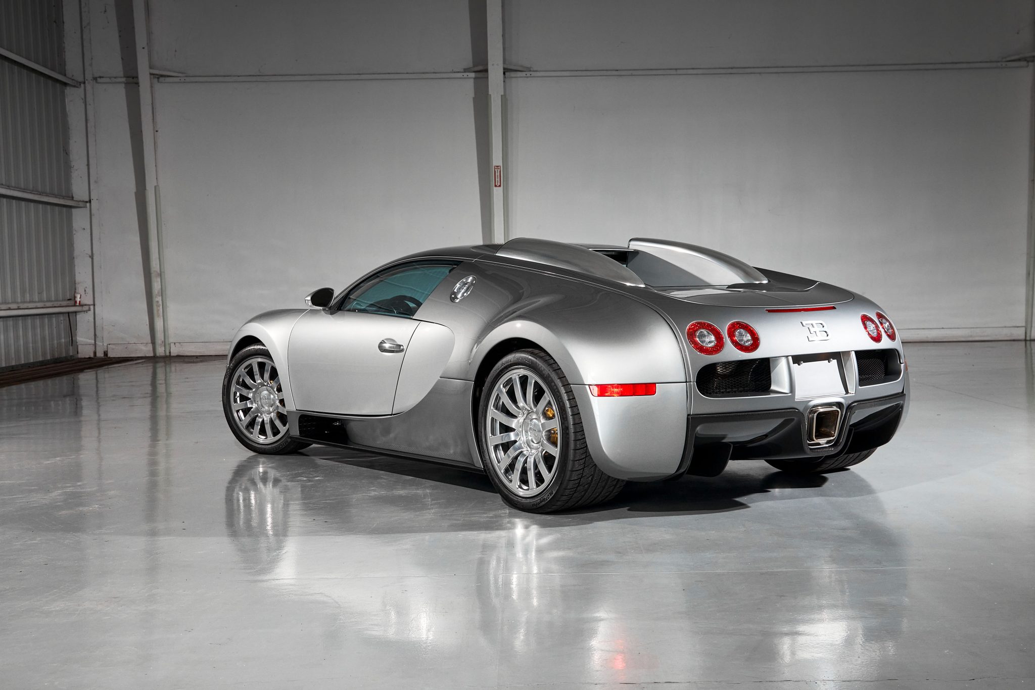 2008 bugatti veyron 16 41134616 2048x1366
