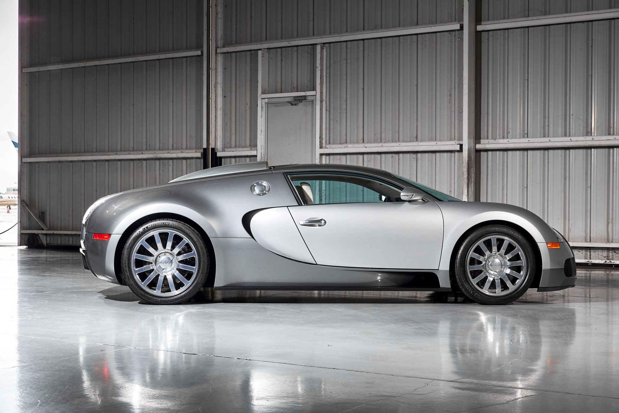2008 bugatti veyron 16 41134619 2048x1366