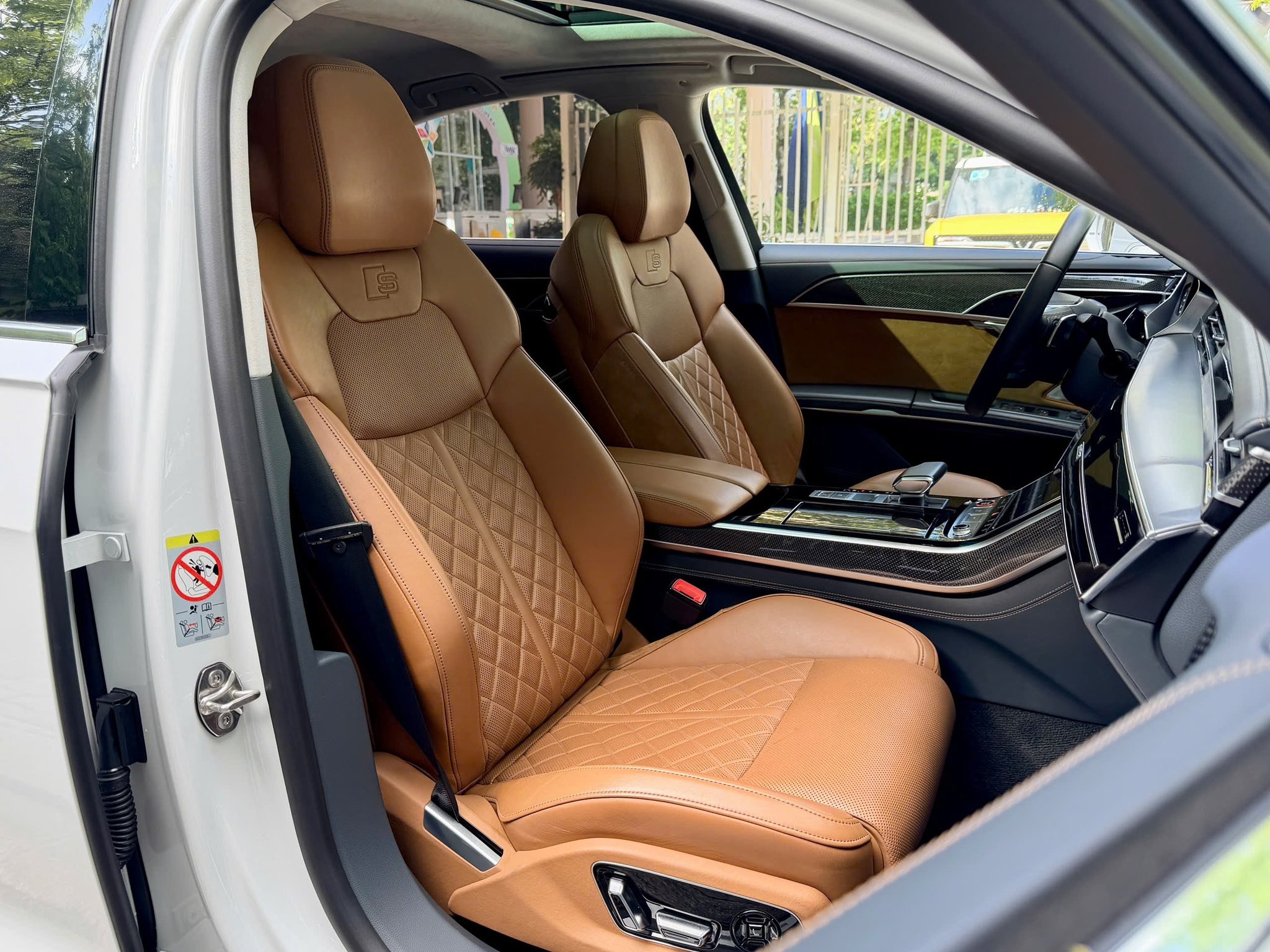 5594326548249324034186231199272505952835009n