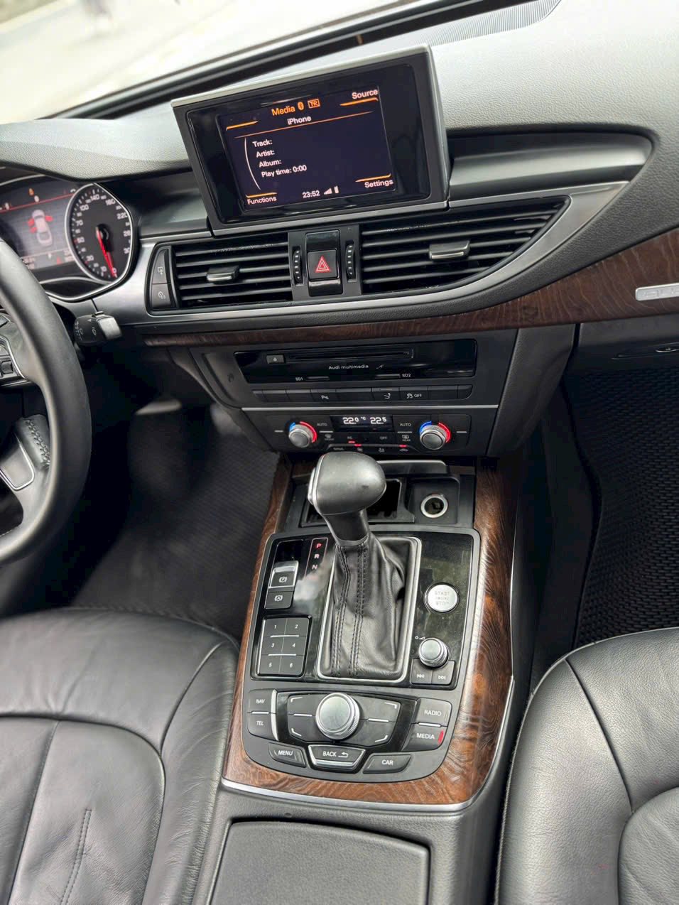 55896299513500919402425174513158459261511370n