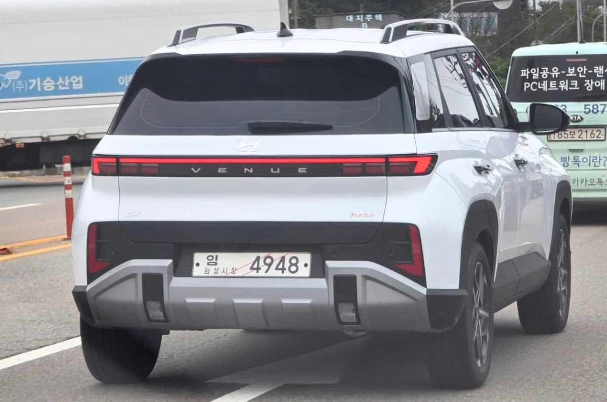 hyundai venue 2026 5