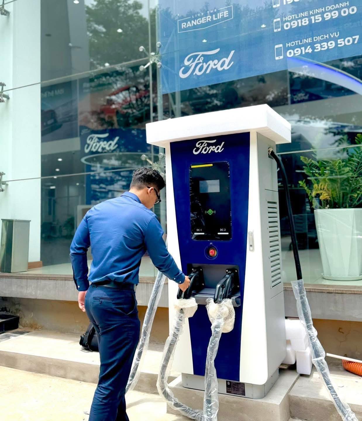 mustang mach e tru sac